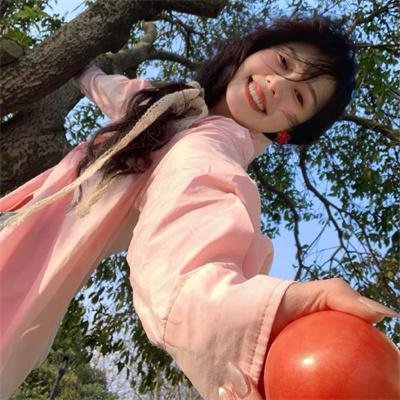 四个婚礼和一个葬礼